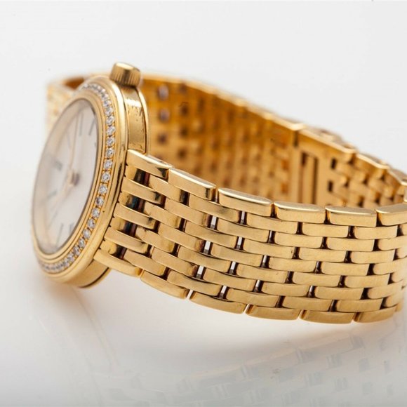 Tiffany & Co 18k Gold VS Diamond Ladies Watch! - Picture 3 of 6